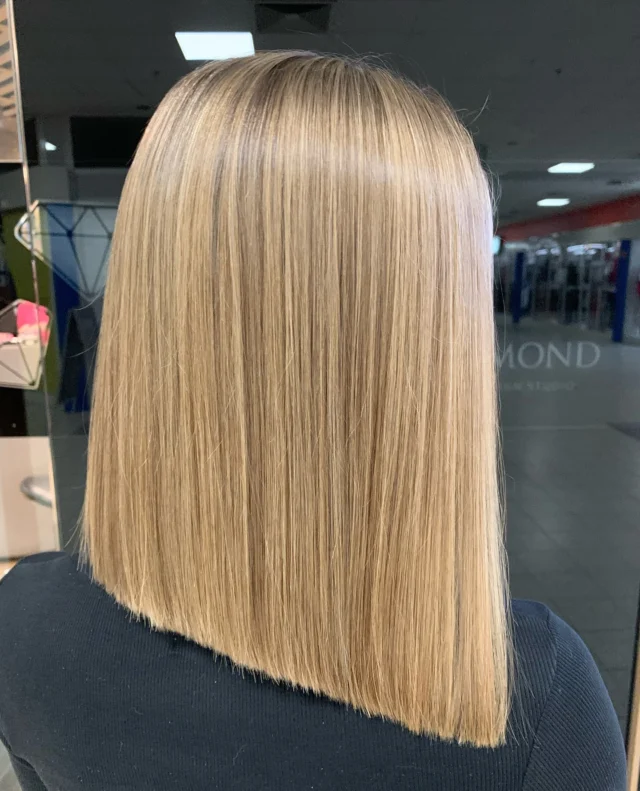 Stylistka Patrycja 🤩👍 #włosy #pieknewlosy #fryzjerpoznań #koloryzacjapoznan #koloryzacjawłosów#dlugiewlosy #salonfryzjerski