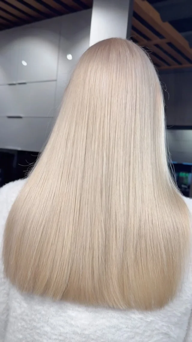 🤩👍 #fryzjerpoznan #fryzjerdamski #salonpoznań #nowewlosy #koloryzacjawłosów #strefarelaksu #piatkowopoznan