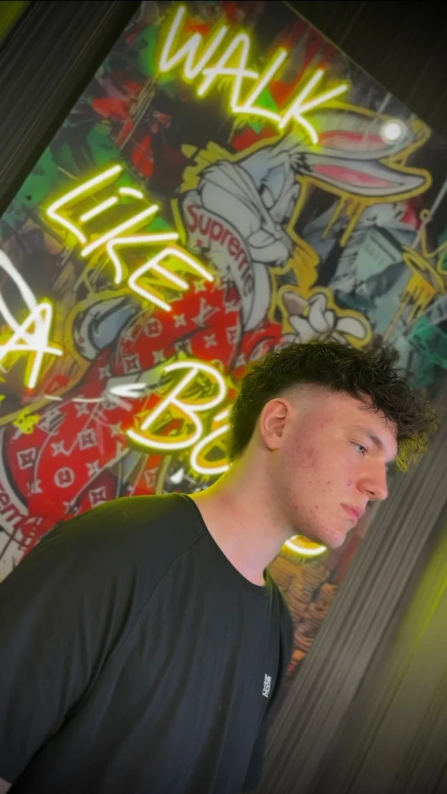 💈😁 #fryzjerpoznan #barberpoznan #salonfryzjerskipoznan #piatkowo #poznań #barberpolska #strzyżenie #włosy #metamorfozawłosów