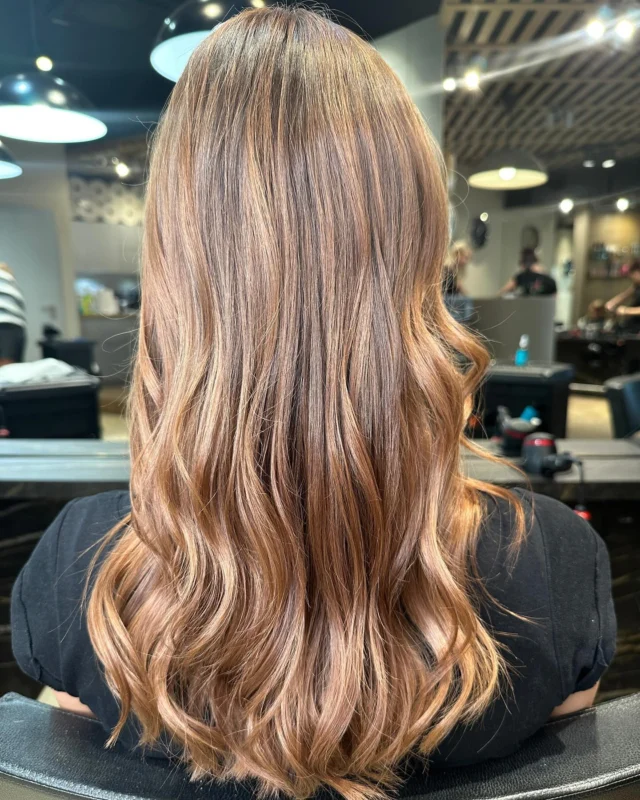 Stylistka Sandra 🤩👍 #hairstyle #włosy #koloryzacjawłosów #fryzjerpoznań #fryzjerpiatkowo #piatkowopoznan #pielegnacjawlosow