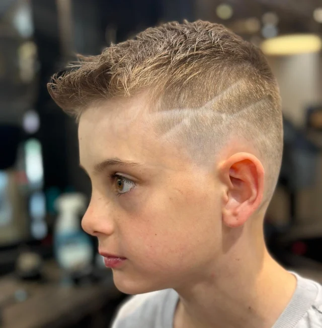 Stylistka Magda 😊🤩 #fryzjerpoznan #strzyzeniedzieciece #fryzjerdziecięcy #barberpoznan #salonfryzjerskipoznan #piatkowo #poznań #wzorkinawłosach